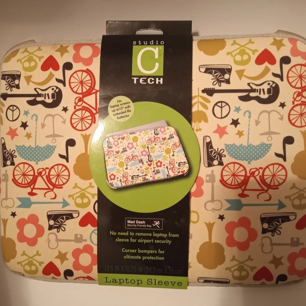 Laptop sleeve